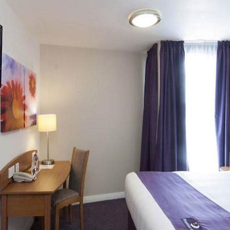 Premier Inn Southampton North Chilworth  Exterior photo